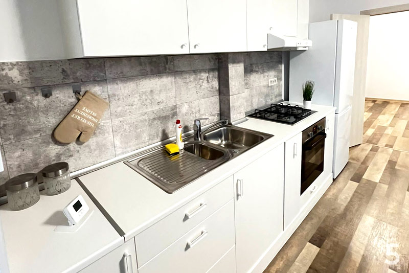 Apartament Modern cu 1 camera în Suceava - Inchiriere in regim hotelier - Cozy Apartments - Cazare pe noapte în regim hotelier