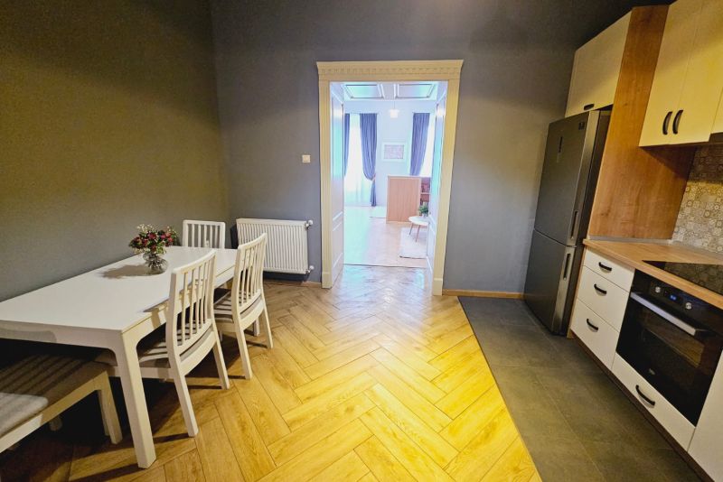 Apartament Cozy Luxury cu 1 cameră în Târgu Mureș - Închiriere în regim hotelier - Cozy Apartments - Cazare pe noapte în regim hotelier