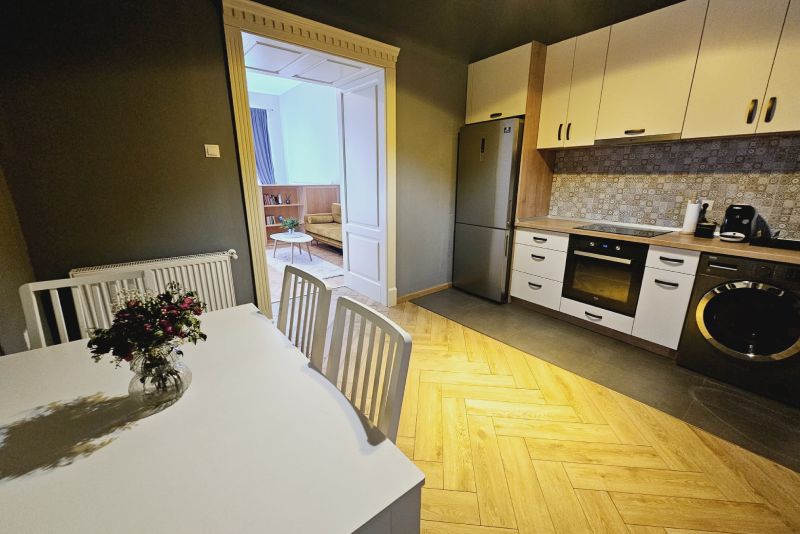 Apartament Cozy Luxury cu 1 cameră în Târgu Mureș - Închiriere în regim hotelier - Cozy Apartments - Cazare pe noapte în regim hotelier